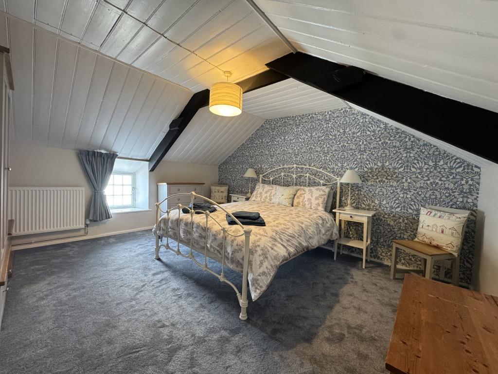 Front Double Bedroom 1