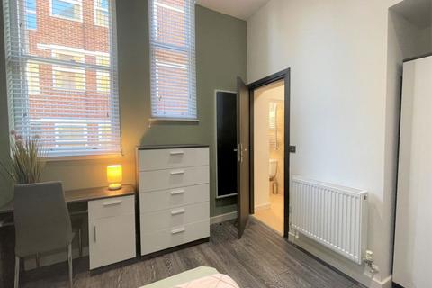 1 bedroom in a house share to rent, Room 2, Flat 3, Priestgate Peterborough PE1 1JL