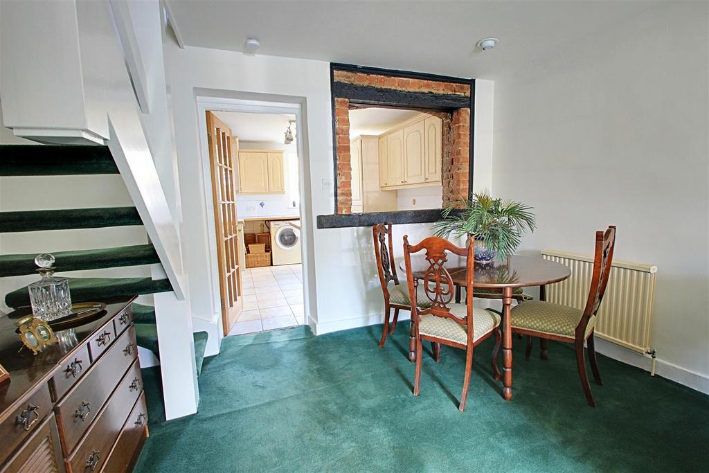 Dining Room.jpg