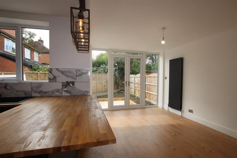 3 bedroom semi-detached house for sale, Canterbury Road, Hale