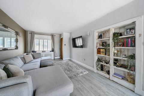 4 bedroom semi-detached house for sale, Leaves Green Road, Keston, BR2