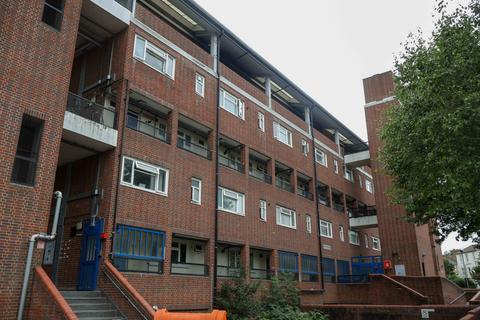 undefined, Foulden Road, London N16