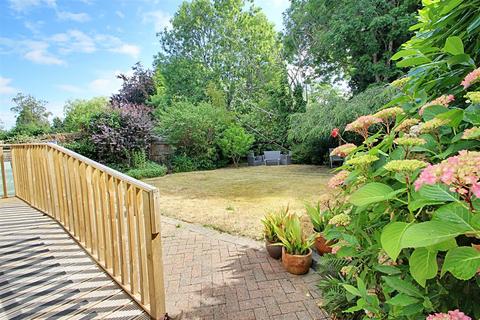 5 bedroom detached house for sale, Shiremead, Elstree, Borehamwood