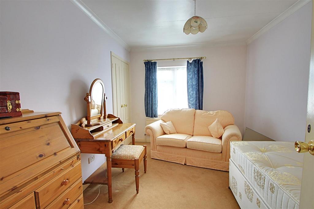 Bedroom 4.jpg