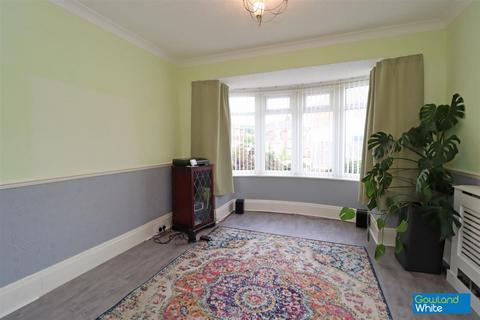3 bedroom semi-detached house for sale, Gladesfield Road, Norton, TS20 2HS