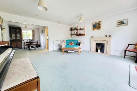 5 Govers Meadow, Colyton, EX24 6PG