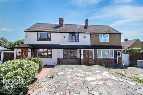 2 bedroom terraced house to rent, Ingreway, ROMFORD