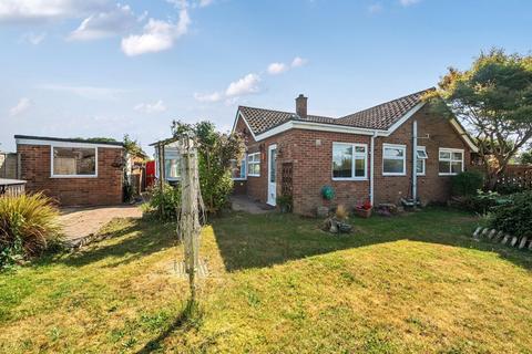 2 bedroom detached bungalow for sale, Abbottsbury, Pagham, PO21