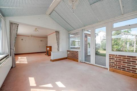 2 bedroom detached bungalow for sale, Abbottsbury, Pagham, PO21