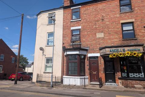 Barnby Gate, Newark