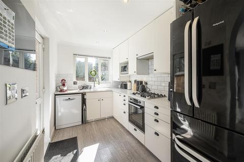 1 Remus Close, St Albans, AL1 2NR