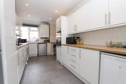 38 Lindbergh Road, Wallington, SM6 9HB