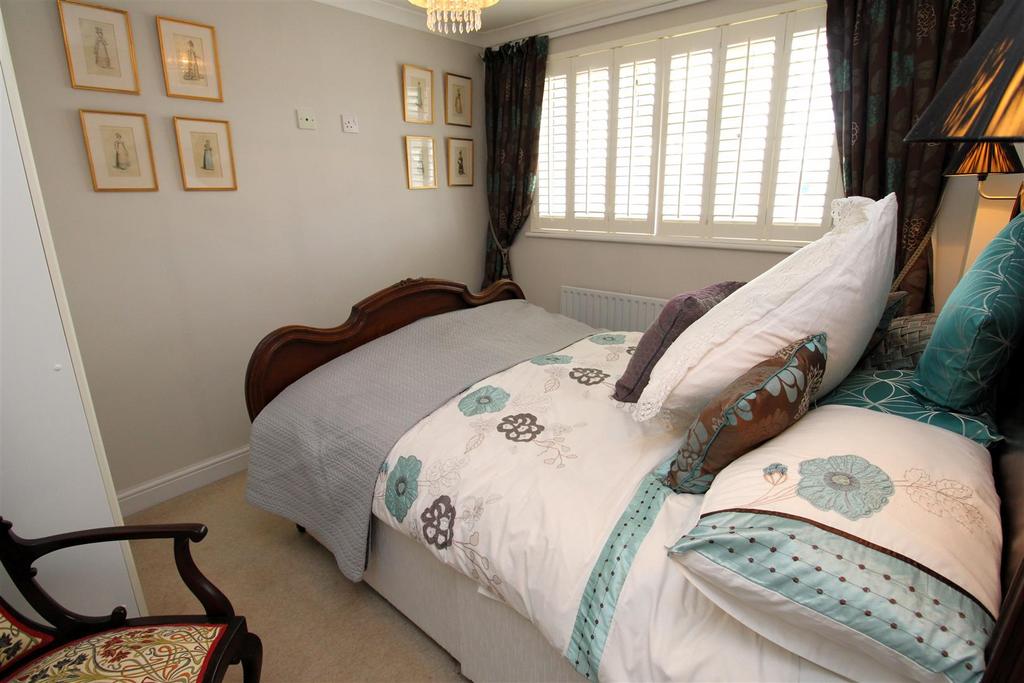 Bed 3.JPG
