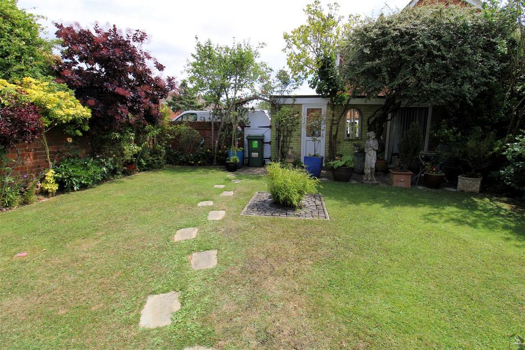 Garden2.JPG