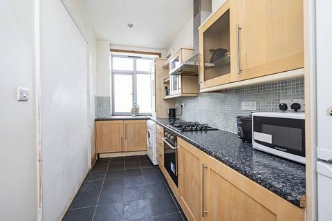 2 bedroom flat for sale, White Horse Lane, Stepney, London, E1