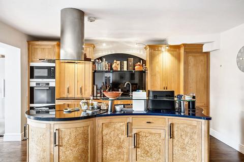 4 bedroom detached house for sale, Wooburn Mead, Wooburn Green, HP10