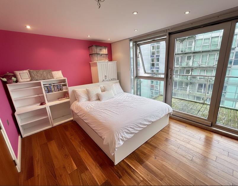 Bed 2.JPG