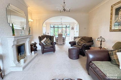 5 bedroom semi-detached house for sale, Ripponden Road, Oldham