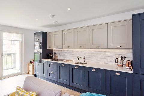 2 bedroom flat for sale, Bellerby Court, Hungate, York, YO1
