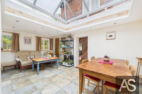 3 bedroom semi-detached house for sale, Crowders Lane, Battle, TN33