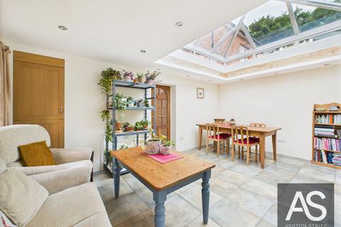3 bedroom semi-detached house for sale, Crowders Lane, Battle, TN33