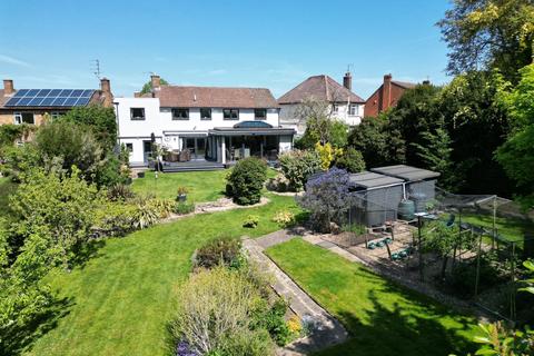 34 Bournside Road, Cheltenham, GL51 3AH