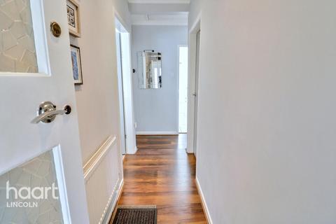 2 bedroom bungalow for sale, Doddington Avenue, Lincoln