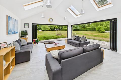 5 bedroom detached house for sale, Grange Road, Southampton SO31