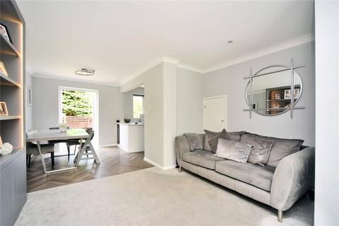 32 The Driftway, Banstead, SM7 1LX