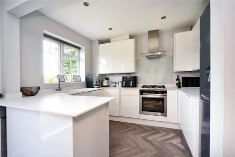 32 The Driftway, Banstead, SM7 1LX
