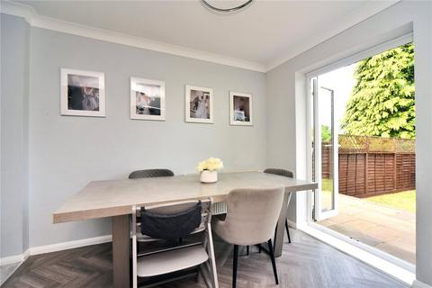 32 The Driftway, Banstead, SM7 1LX