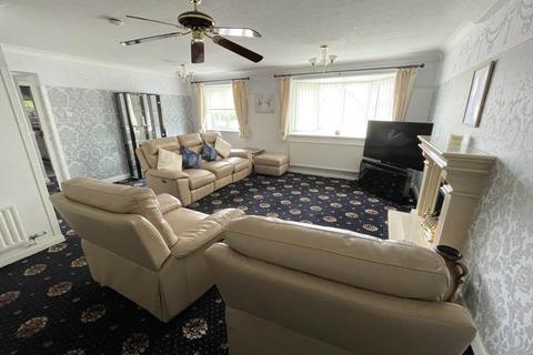 4 bedroom detached bungalow for sale, 56 Birchwood, Chadderton, Oldham OL9 9UJ