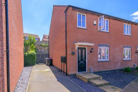 15 Bamburgh Close, Grantham, NG31 8UL