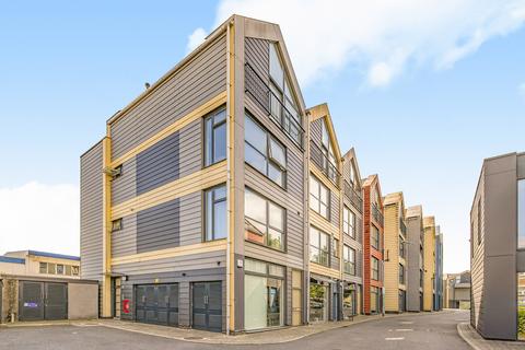 2 bedroom apartment for sale, Dragonfly Place,  London, SE4