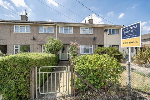 3 bedroom terraced house for sale, Carstairs Avenue, Park South, Swindon, SN3