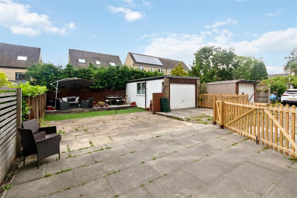 Patio/garden/driveway/garage