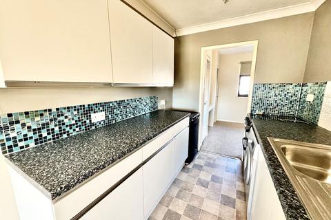 1 bedroom apartment for sale, Martello Court, St. Martins Crescent