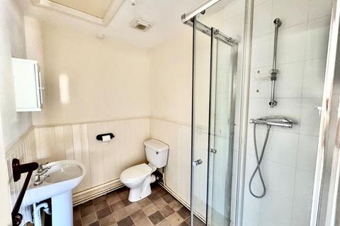 1 bedroom apartment for sale, Martello Court, St. Martins Crescent