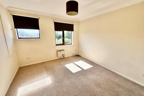 1 bedroom apartment for sale, Martello Court, St. Martins Crescent