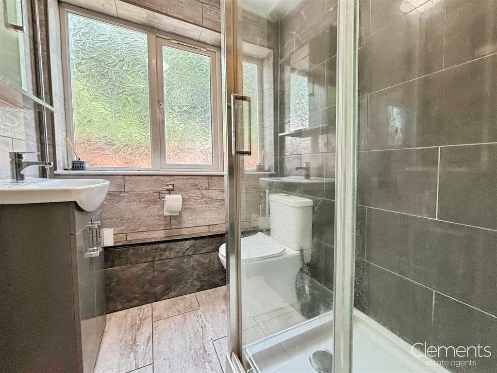 En suite shower room