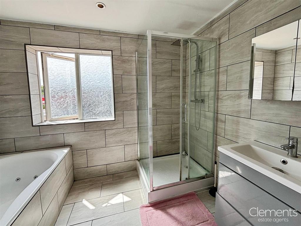 Family bathroom