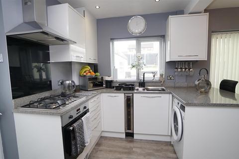 undefined, Hall Avenue, Eccleshill, Bradford