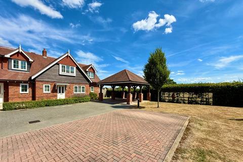 19 Colborne Close, Iver, SL0 0AF