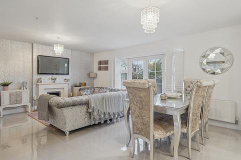 19 Colborne Close, Iver, SL0 0AF