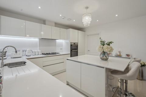 19 Colborne Close, Iver, SL0 0AF