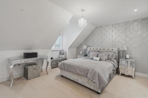 19 Colborne Close, Iver, SL0 0AF