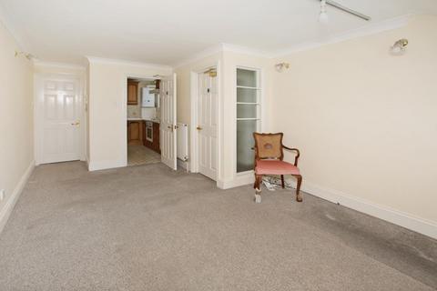 2 bedroom flat for sale, South View, Teignmouth, TQ14