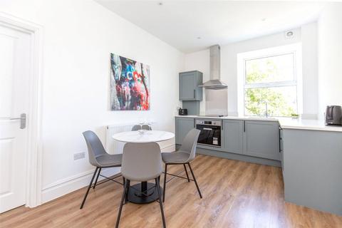 Studio for sale, Richmond Terrace, Bristol BS8