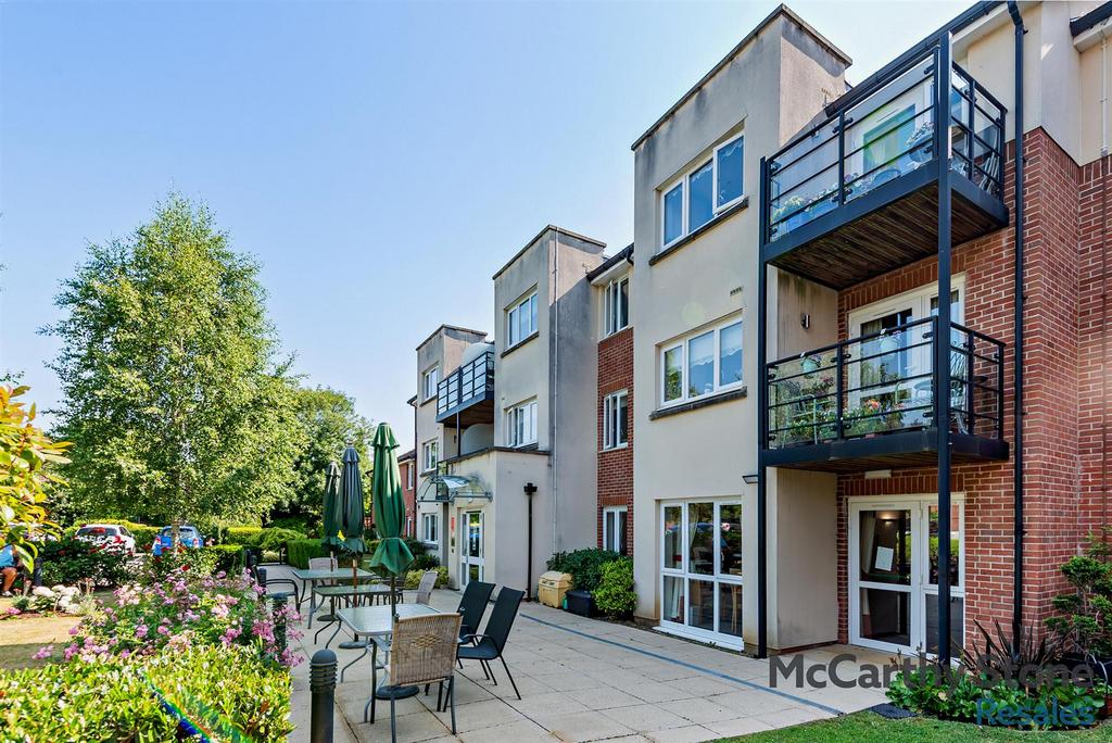 8653886-exterior04-800.jpg