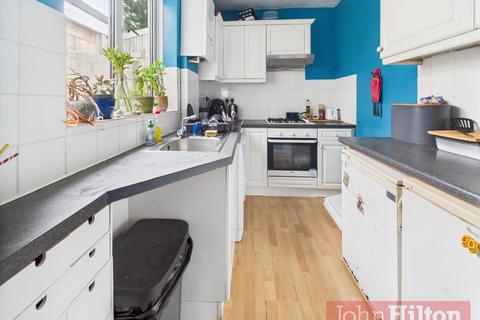 2 bedroom terraced house for sale, Mafeking Road, Brighton